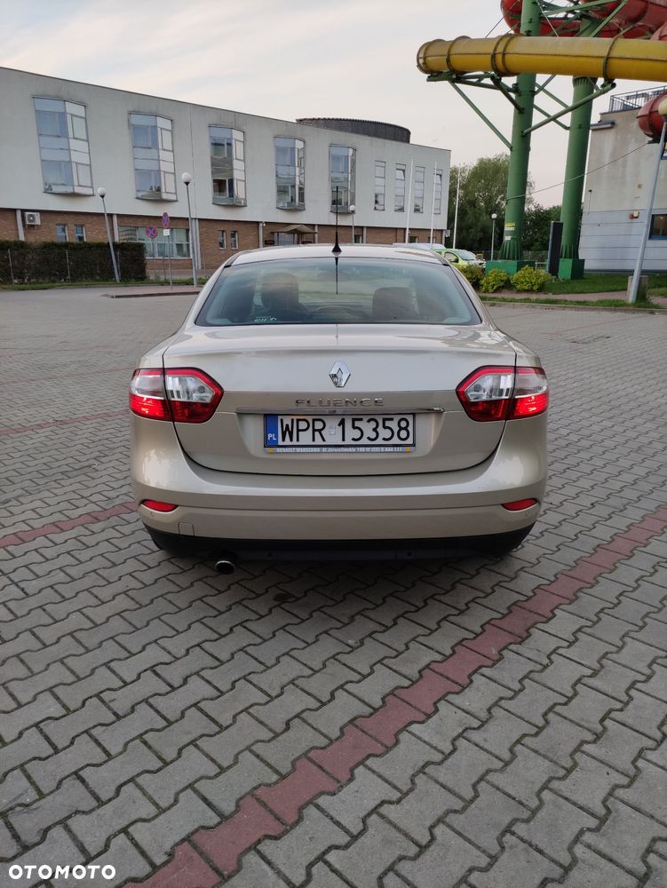 Renault Fluence 1.6 16V Privilege - 8
