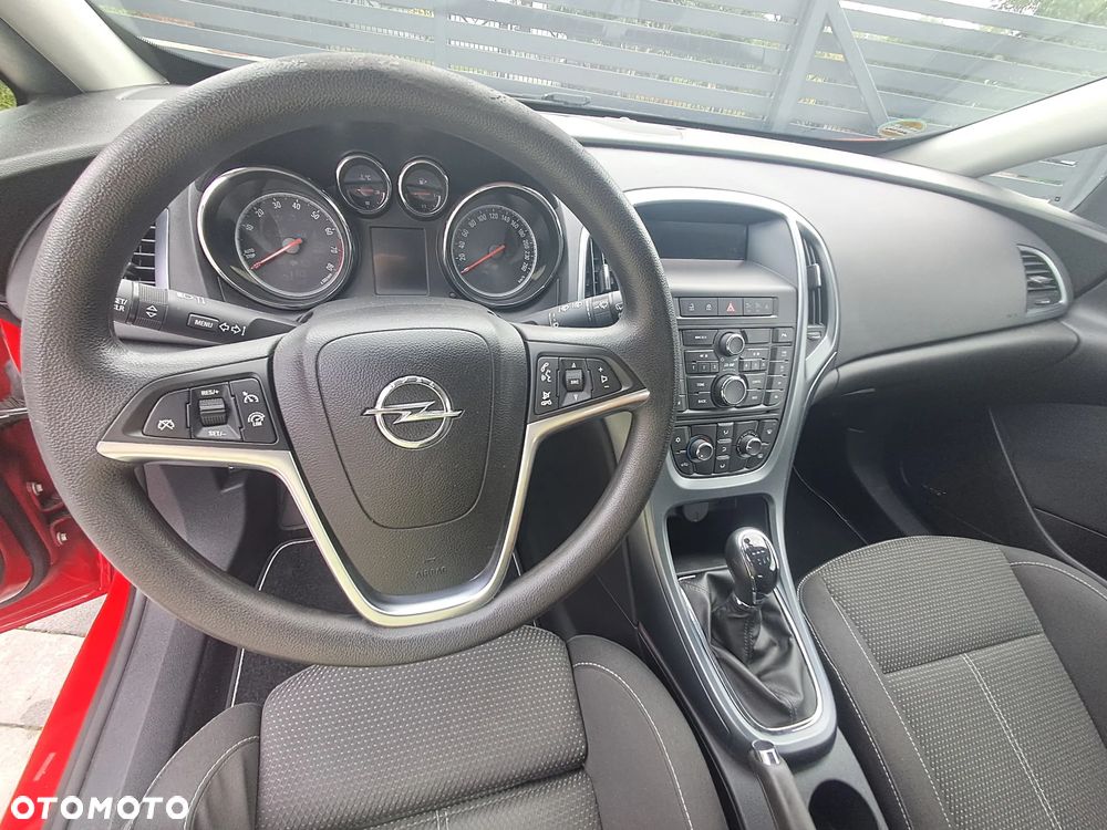 Opel Astra 1.4 Turbo Innovation - 8