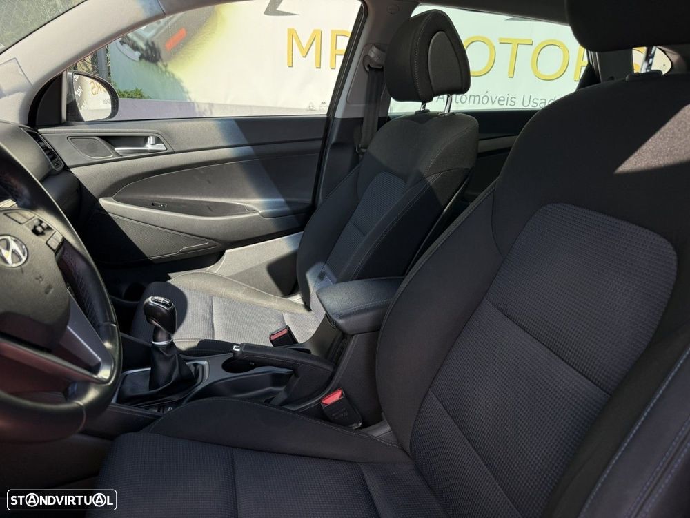 Hyundai Tucson 1.7 CRDi Executive - 15