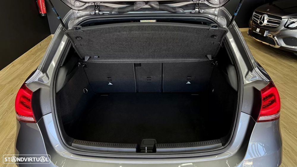 Mercedes-Benz A 200 AMG Line - 57