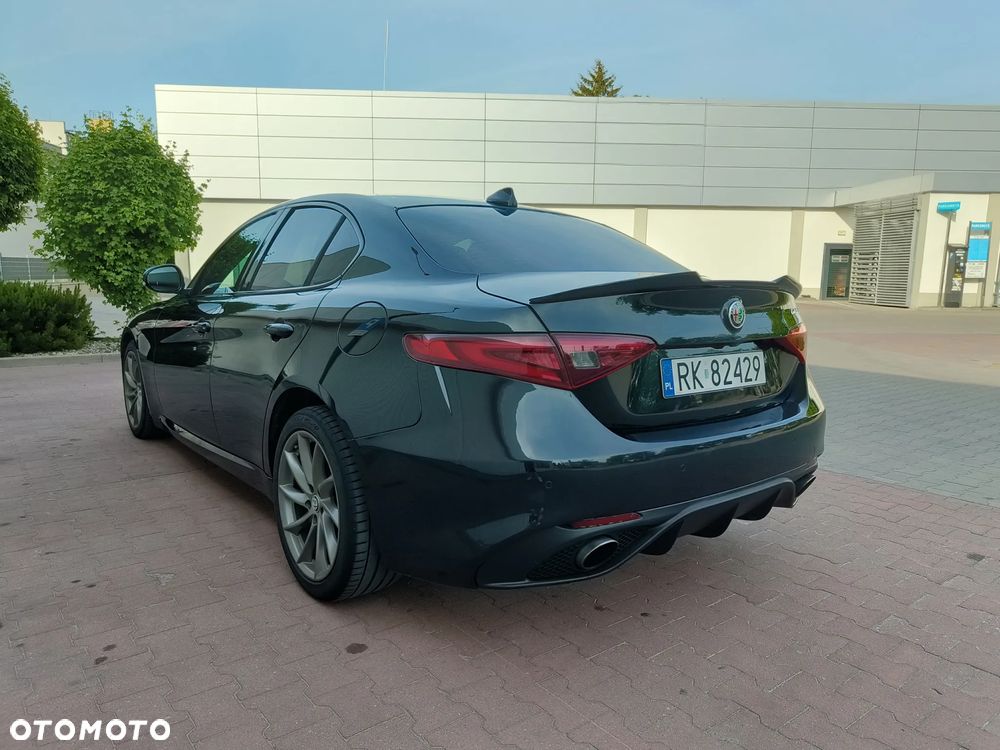 Alfa Romeo Giulia 2.0 Turbo Veloce Q4 - 6