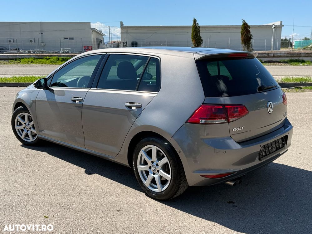 Volkswagen Golf 2.0 TDI DPF DSG Highline - 3