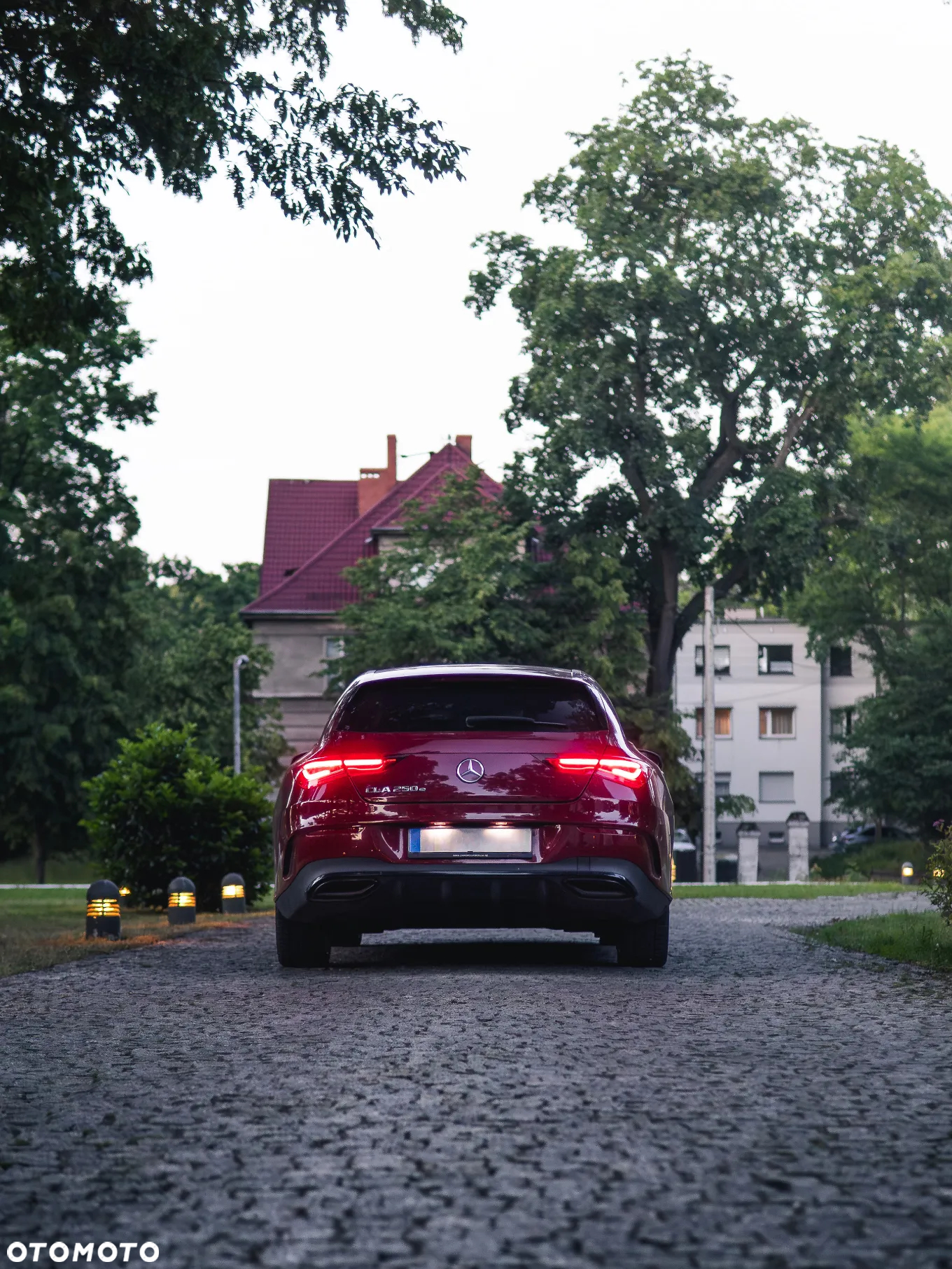 Mercedes-Benz CLA 250 E AMG Line 8G-DCT - 19