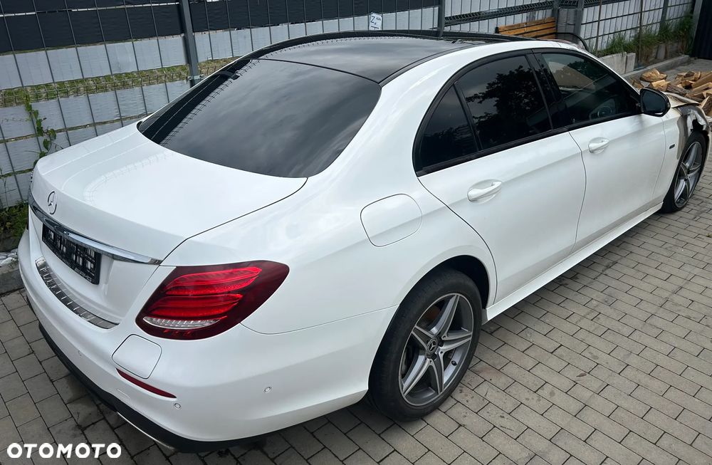 Mercedes-Benz Klasa E - 1