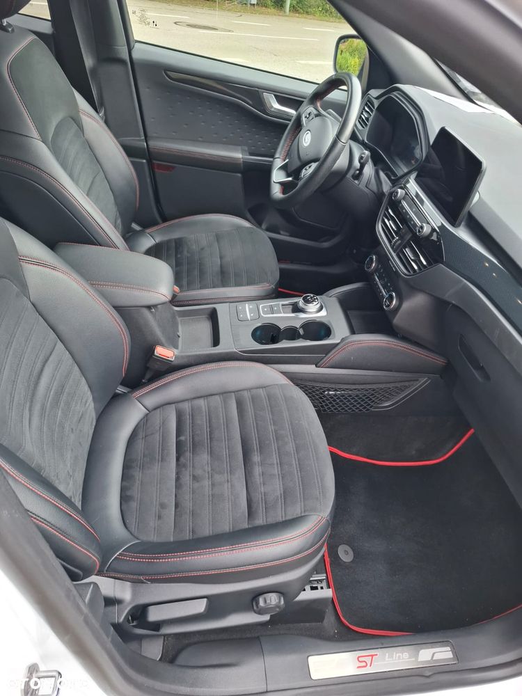 Ford Kuga - 3