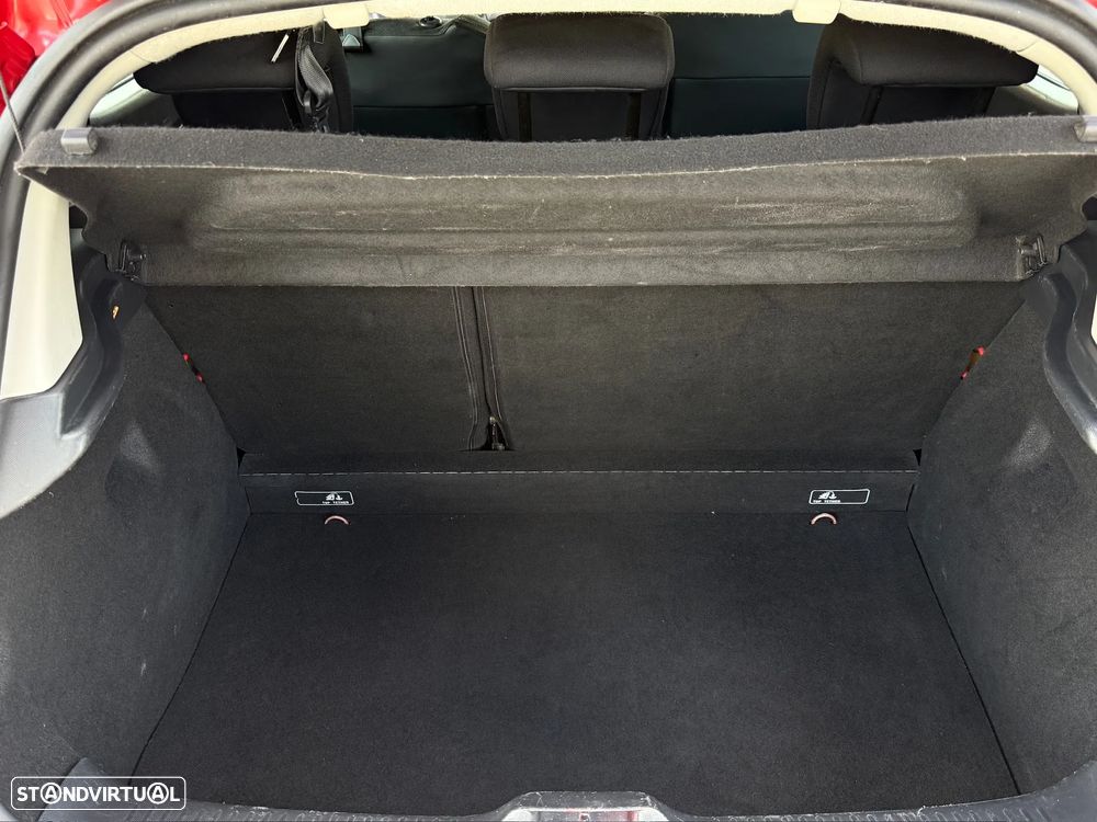 Renault Clio - 15