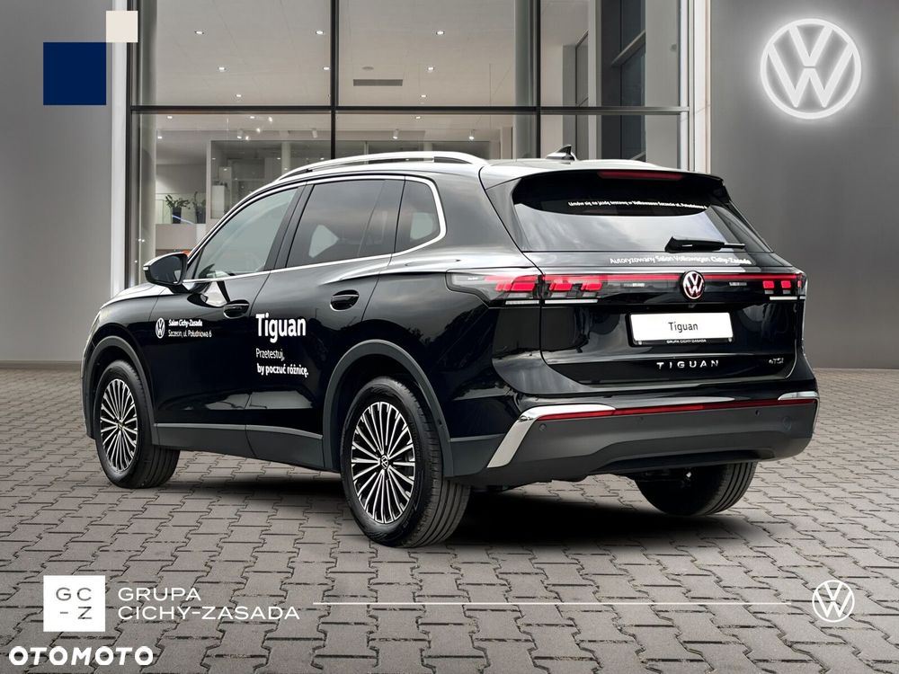 Volkswagen Tiguan - 4