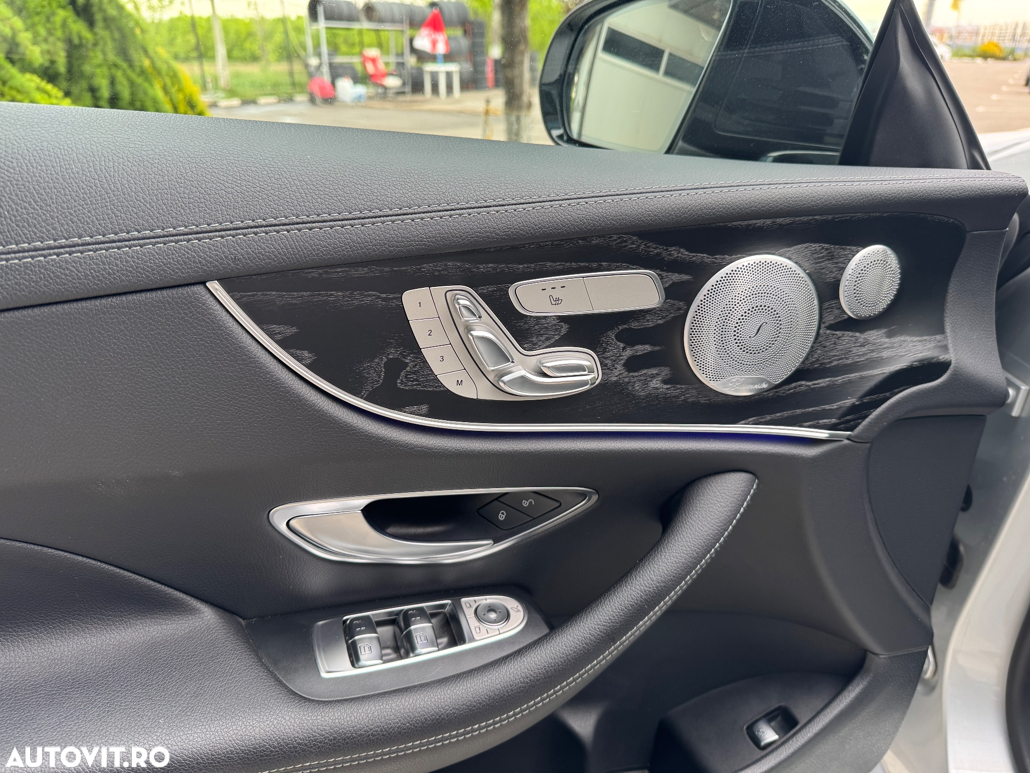 Mercedes-Benz E 220 d Coupe 9G-TRONIC AMG Line - 6