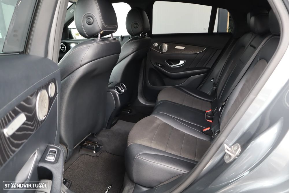 Mercedes-Benz GLC 250 d 4Matic 9G-TRONIC AMG Line - 10