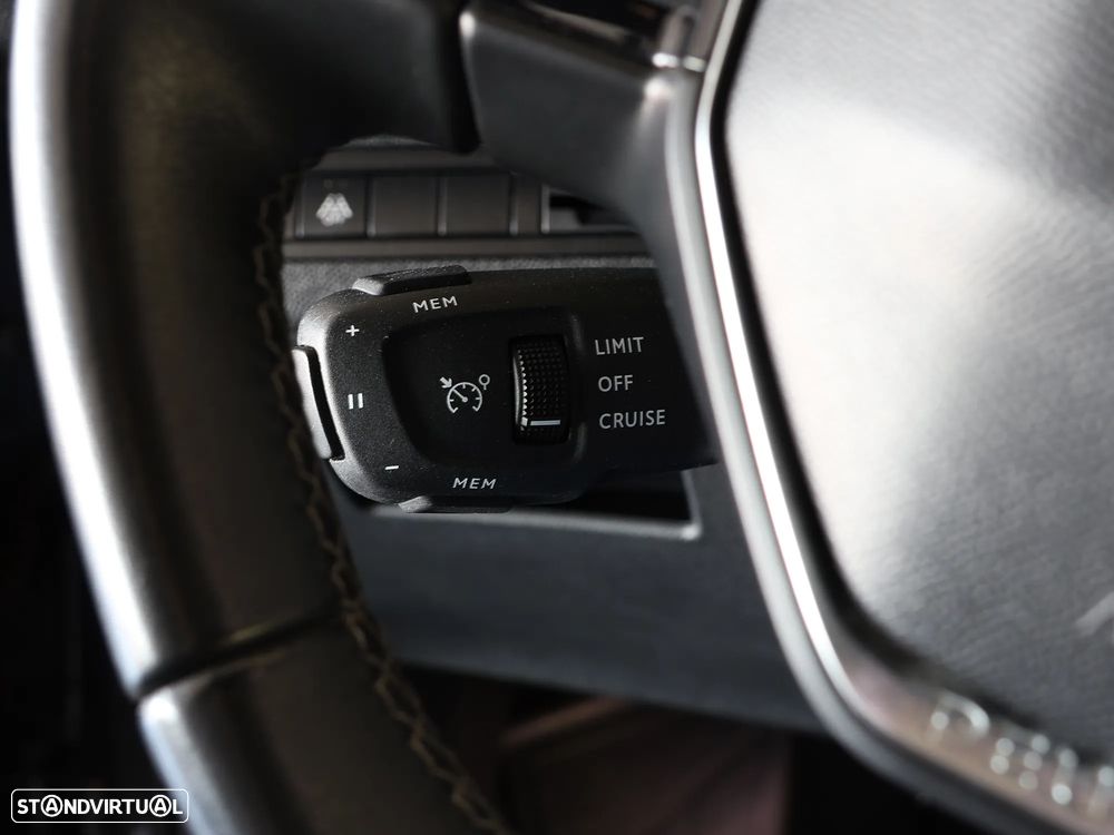 Peugeot 3008 1.2 PureTech Allure EAT8 - 27