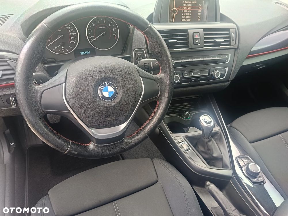 BMW Seria 1 114i Sport Line - 15