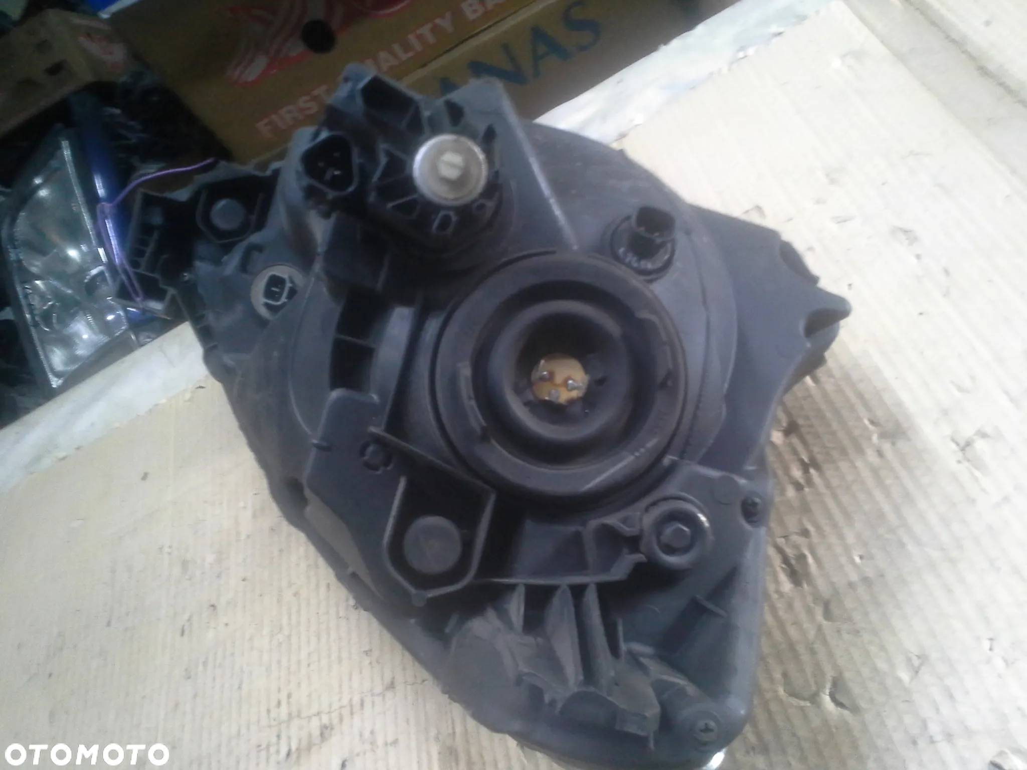 Nissan Micra K13 lampa lewa EU - 4