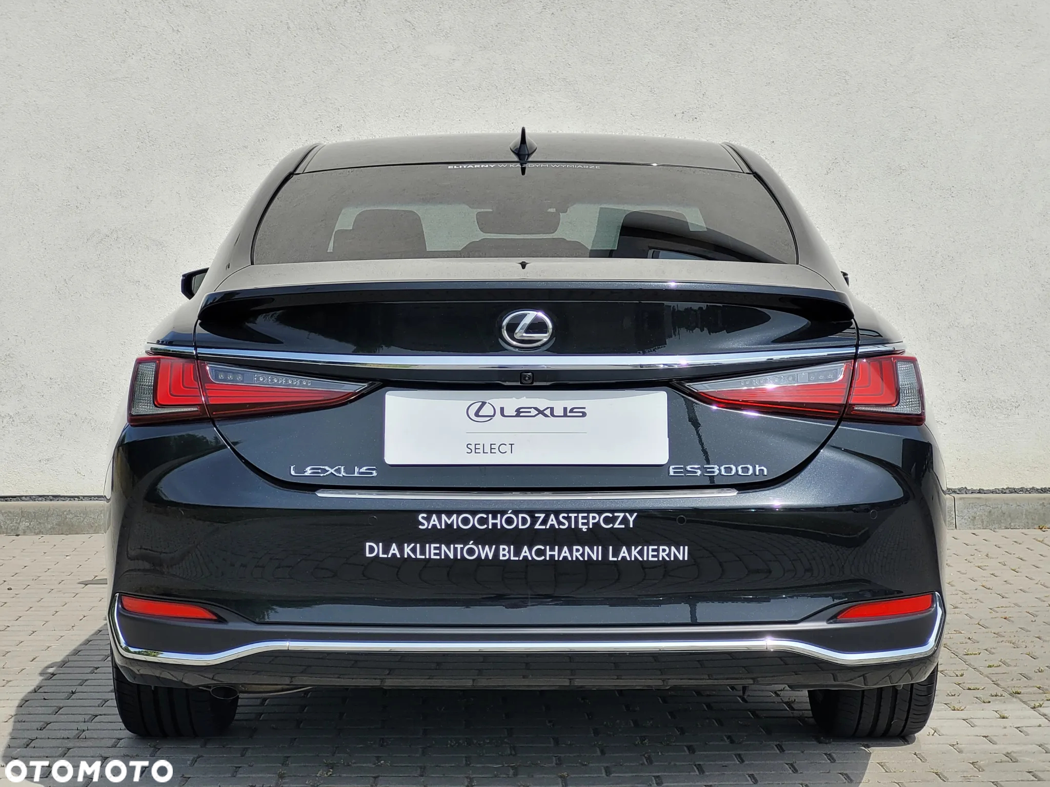 Lexus ES 300h Business Edition - 9