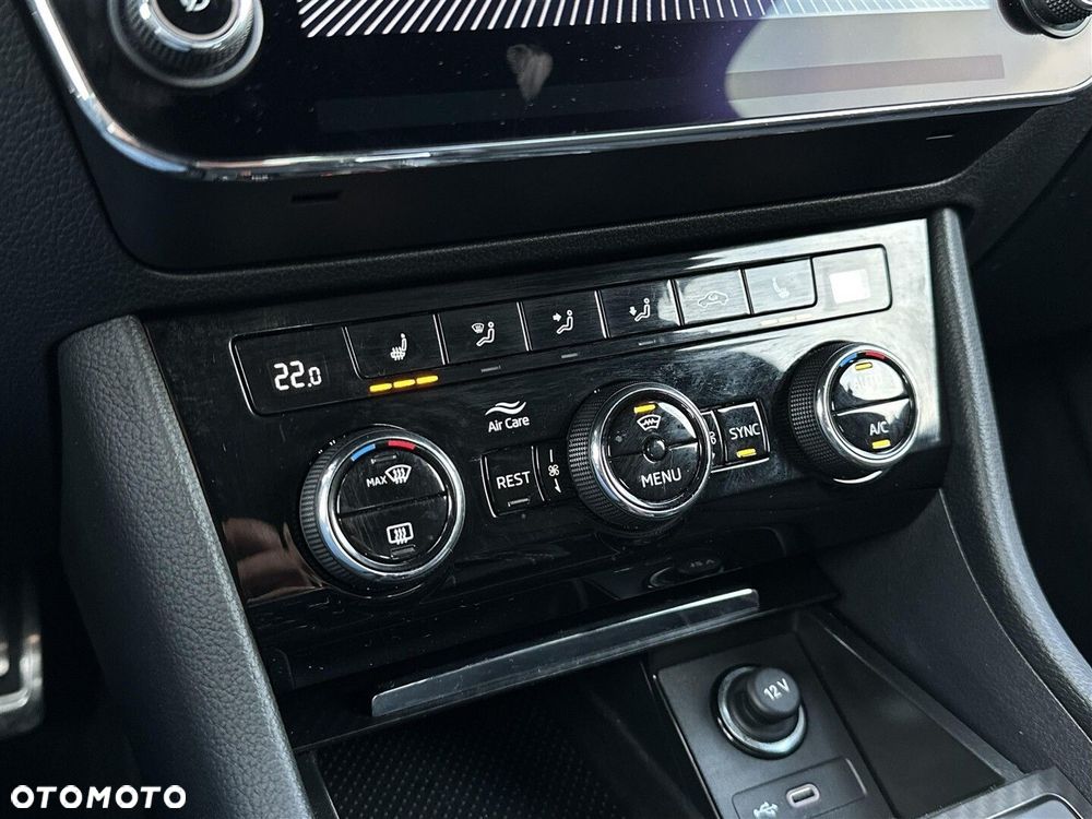 Skoda Superb 2.0 TSI Sportline DSG - 22