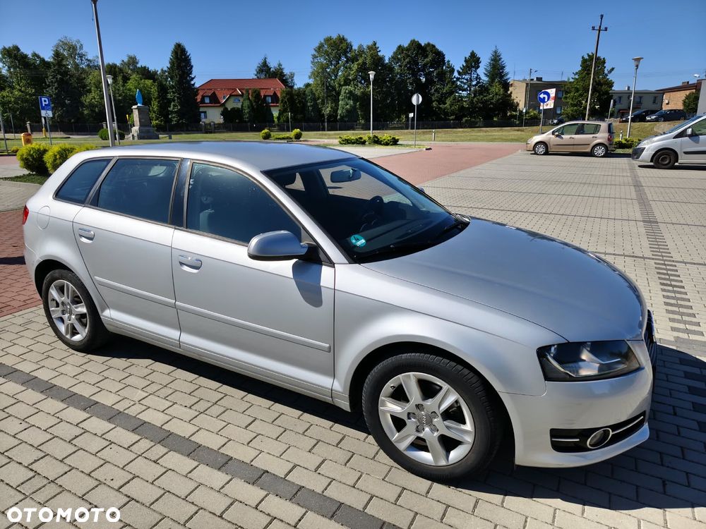 Audi A3 Sportback 1.6 Ambiente - 1
