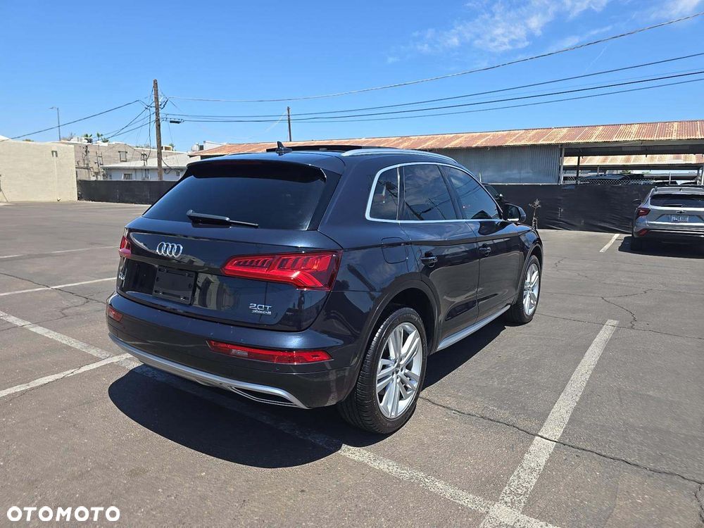 Audi Q5 2.0 TFSI Quattro Sport S tronic - 4