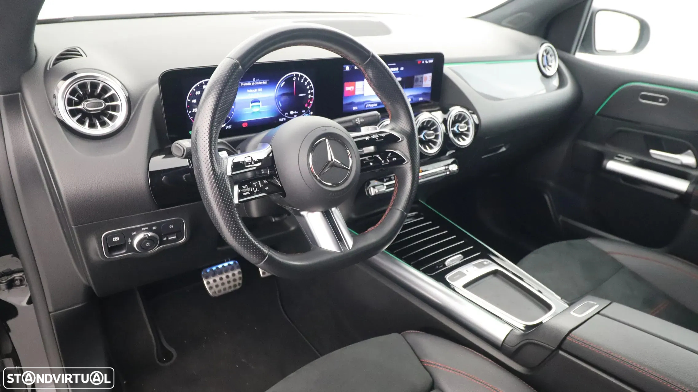 Mercedes-Benz B 250 e AMG Line - 24