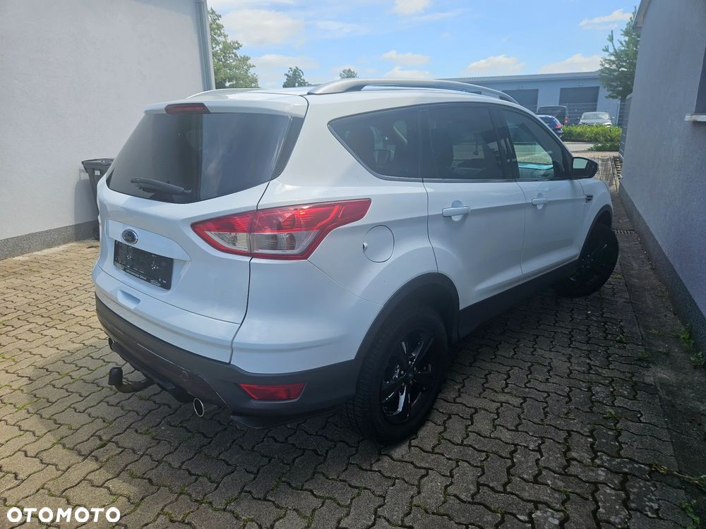 Ford Kuga 1.5 EcoBoost FWD Trend ASS MMT6 - 4