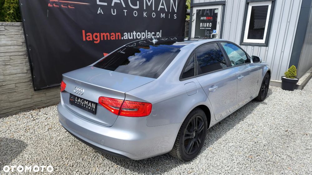 Audi A4 Limousine - 5