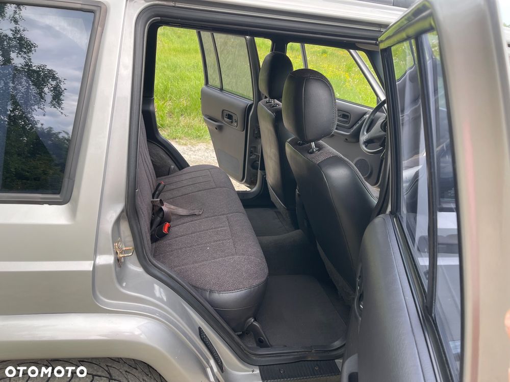 Jeep Cherokee 2.5 TD - 12