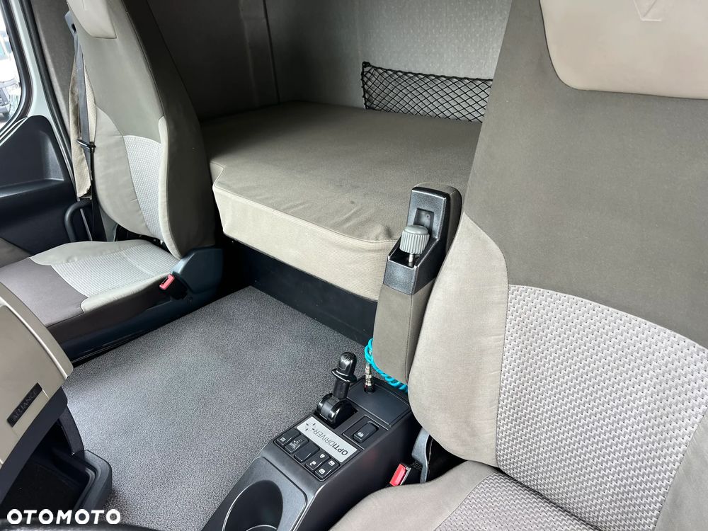 Renault PREMIUM 460 DXI EEV - 15