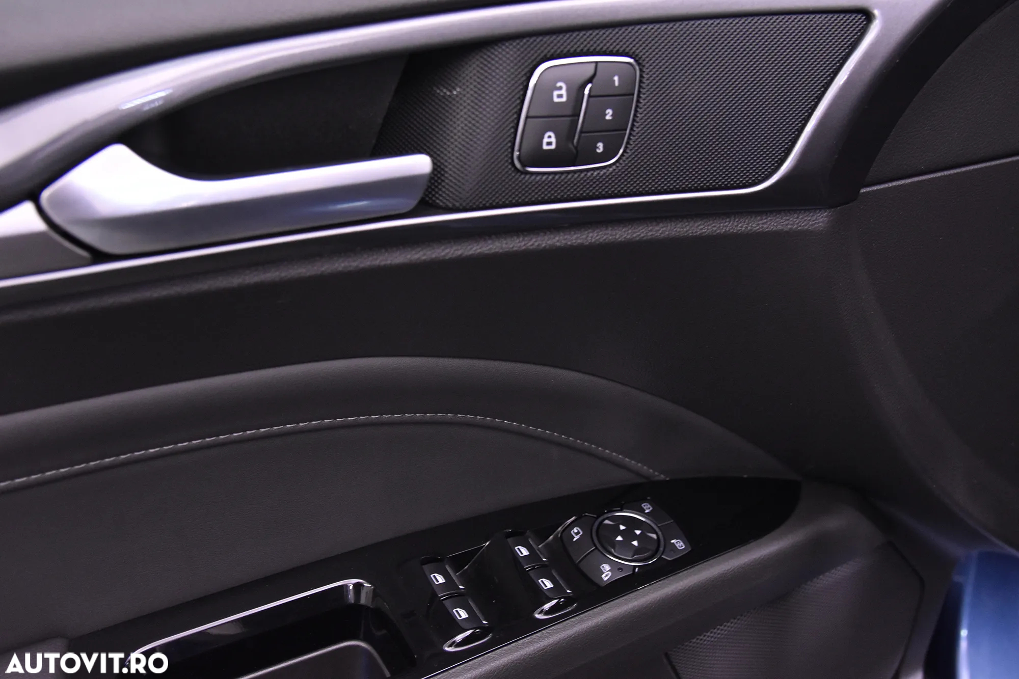 Ford Mondeo - 13