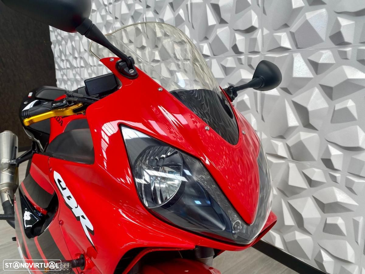 Honda CBR 600 F Sport (F4i) - 7