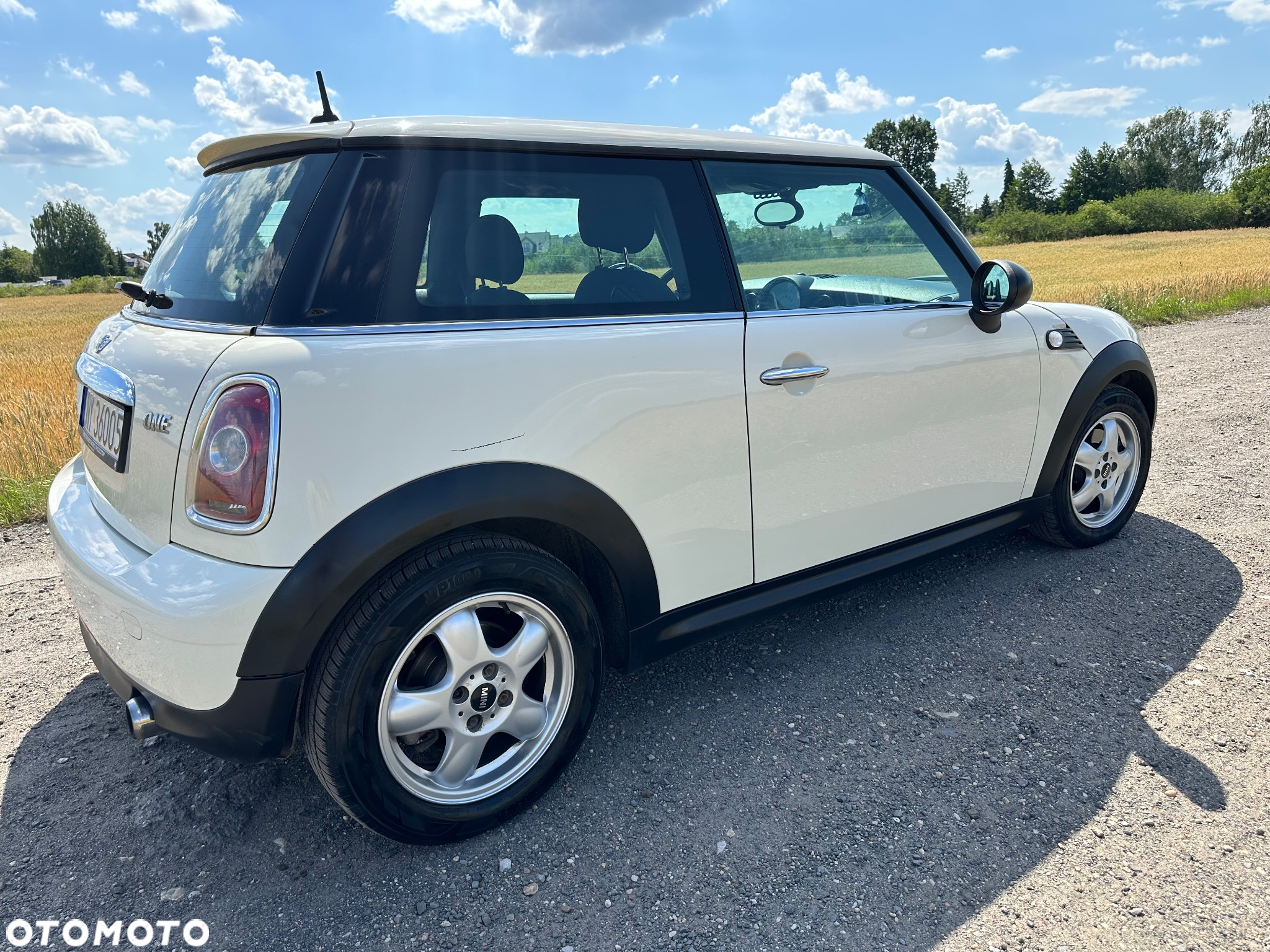 MINI ONE Standard - 23