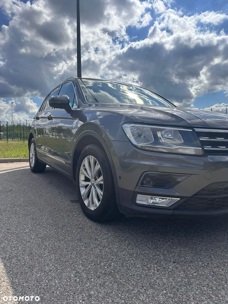 Volkswagen Tiguan - 12