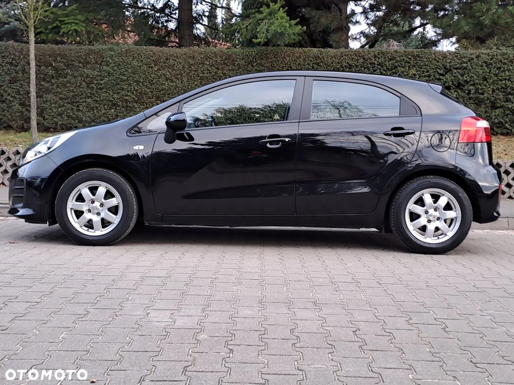 Kia Rio - 5