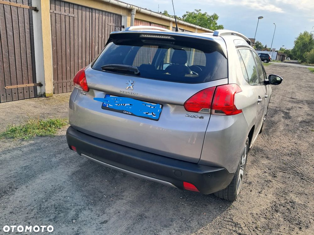 Peugeot 2008 - 4