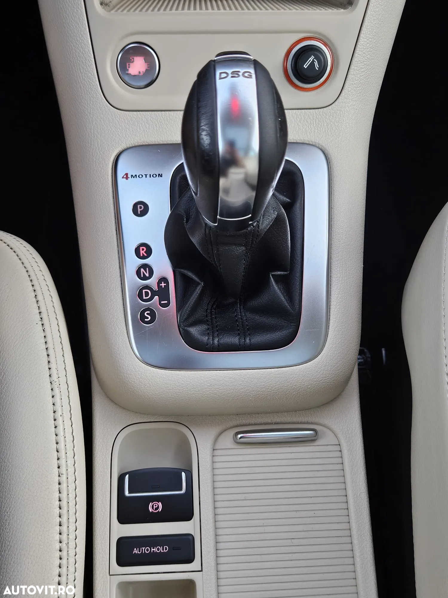Volkswagen Tiguan 2.0 TDI DPF 4Motion BlueMotion Technology DSG Sport & Style - 9