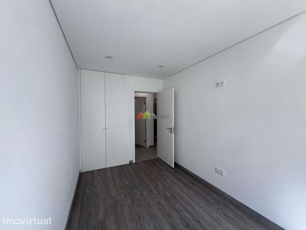 Apartamento T3 com 2 varandas em frente ao metro - Grande imagem: 3/11