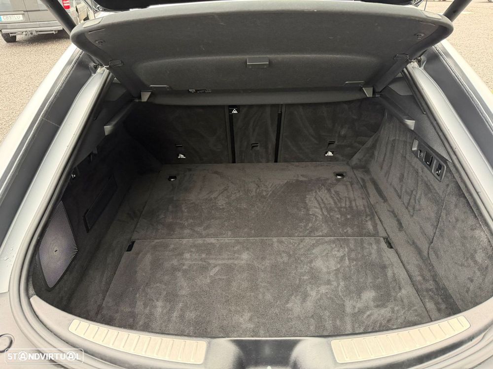 Mercedes-Benz AMG GT 53 4Matic+ - 17