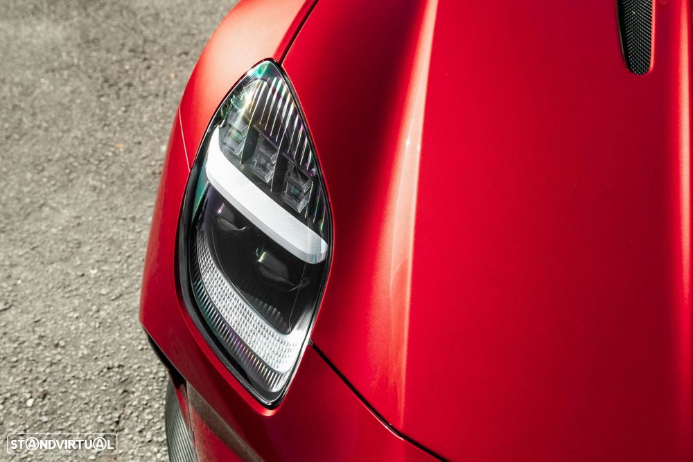 Aston Martin Vantage Coupe V8 - 13