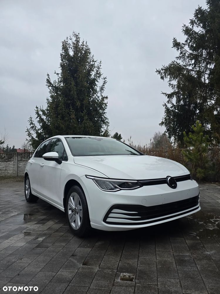 Volkswagen Golf 1.5 eTSI OPF DSG Active - 4