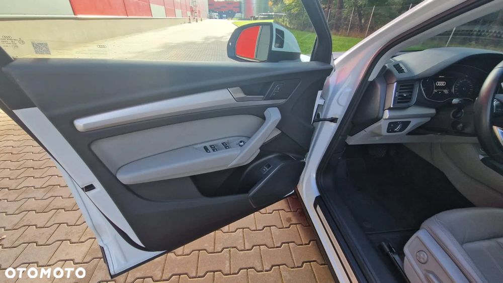 Audi Q5 40 TDI quattro S tronic - 28