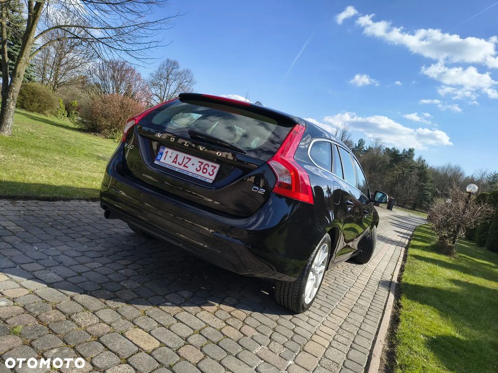 Volvo V60 D2 Kinetic - 3