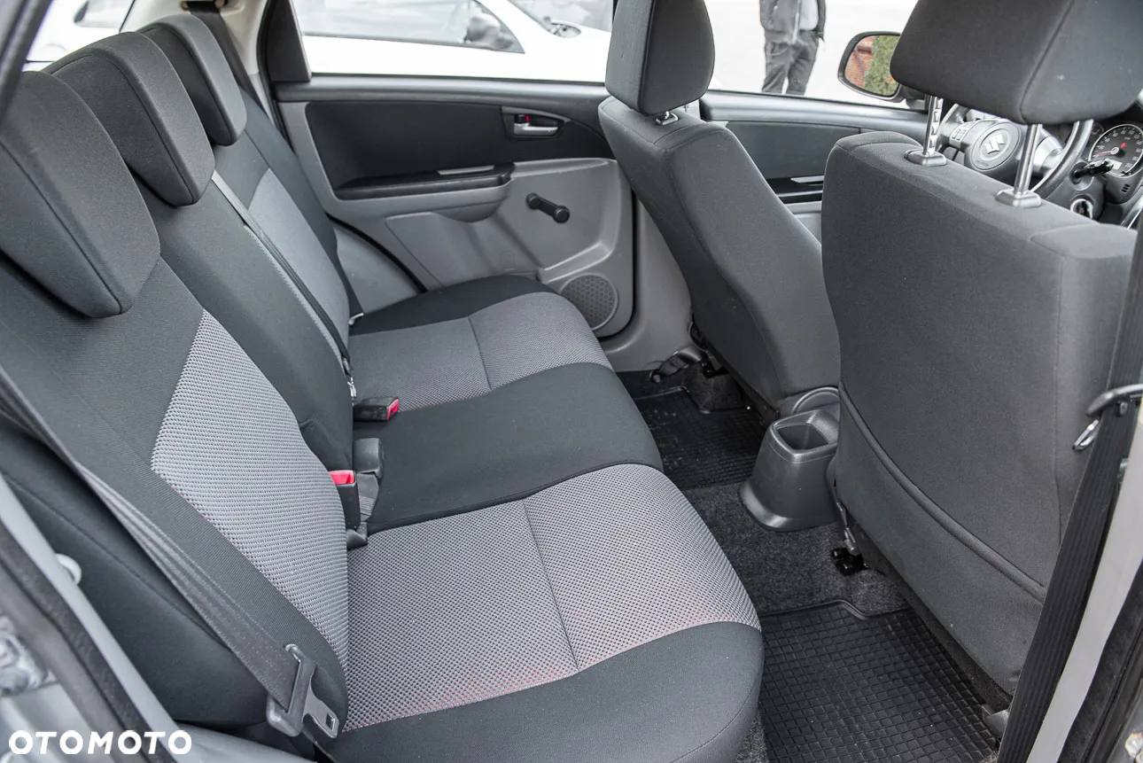 Suzuki SX4 1.6 GS / Premium 4WD - 23