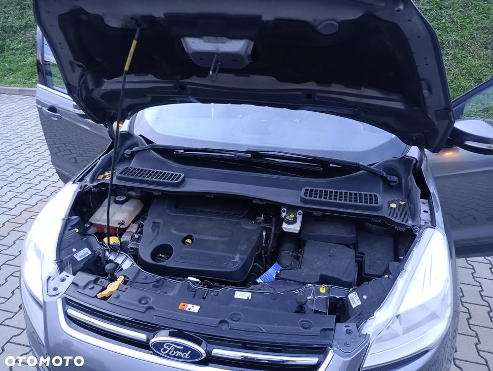 Ford Kuga 2.0 TDCi FWD Titanium - 33