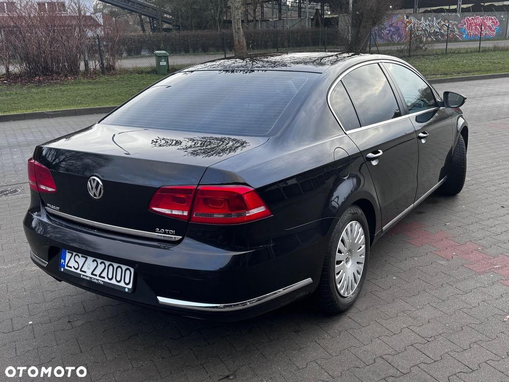 Volkswagen Passat 2.0 TDI Comfortline - 31