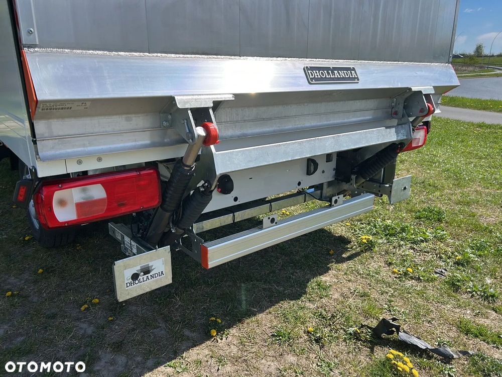 Volkswagen Crafter KONTENER MEBLOWY+WINDA/35 Podwozie z pojedynczą kabiną 2,0 l 163 KM manual r. o.: 4490 mm - 37