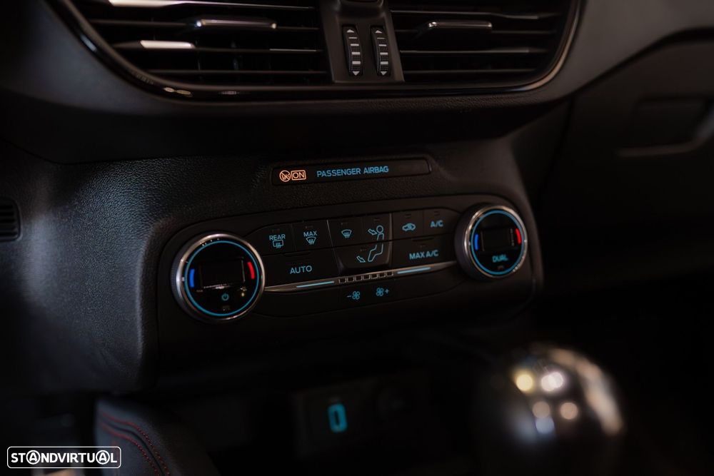 Ford Focus 1.0 EcoBoost ST-Line - 31