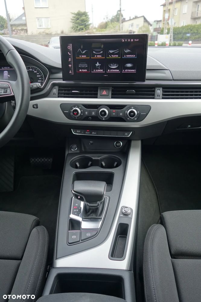 Audi A4 Avant 35 TDI S tronic - 13