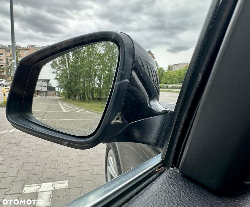 BMW Seria 5 530d xDrive - 15