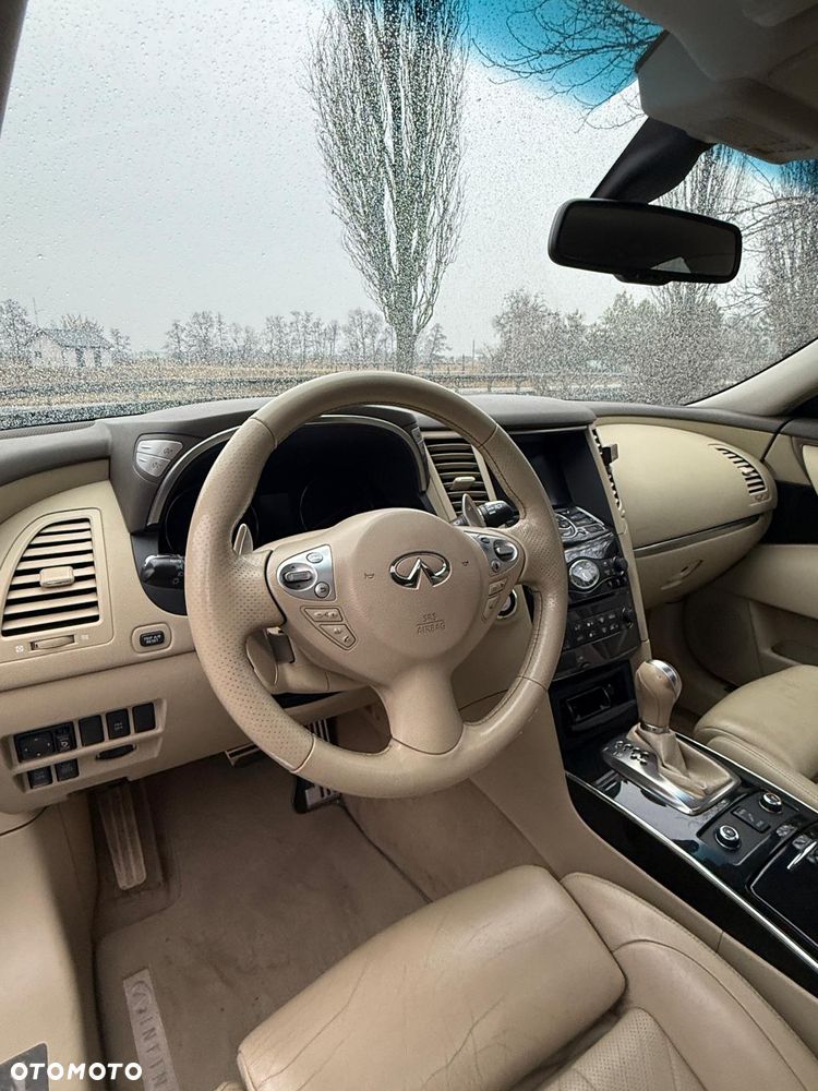 Infiniti FX FX30d S Premium - 6