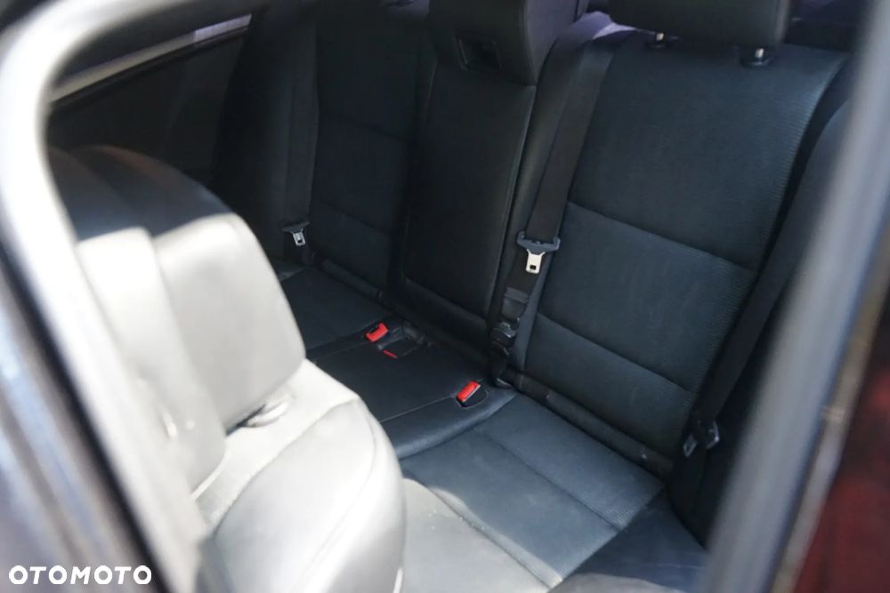 BMW Seria 5 525d xDrive Edition Sport - 29