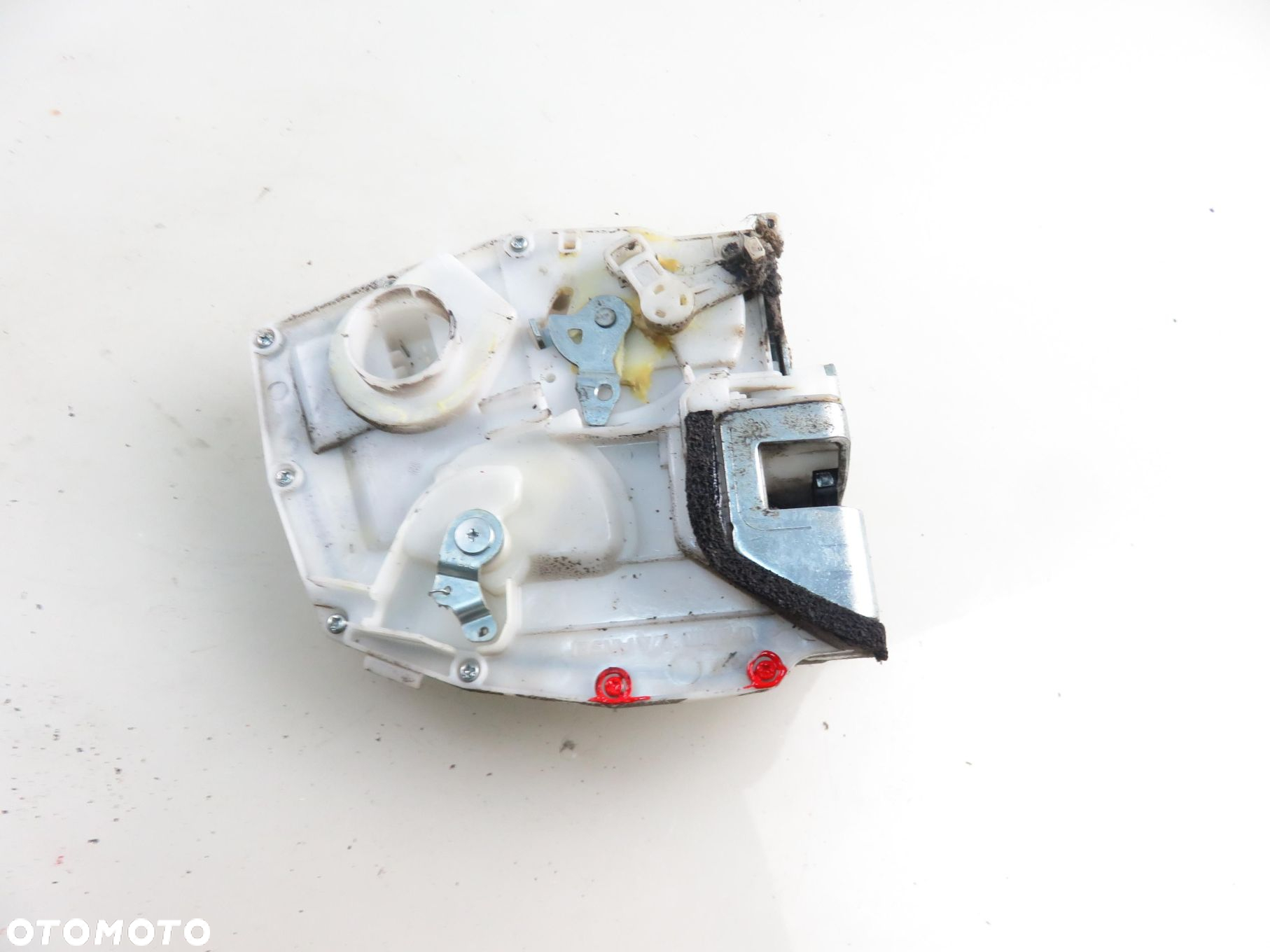 ZAMEK LEWY TYLNY SUZUKI SWIFT MK6 2 PIN - 4