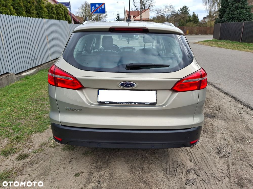 Ford Focus 1.5 TDCi Titanium - 4