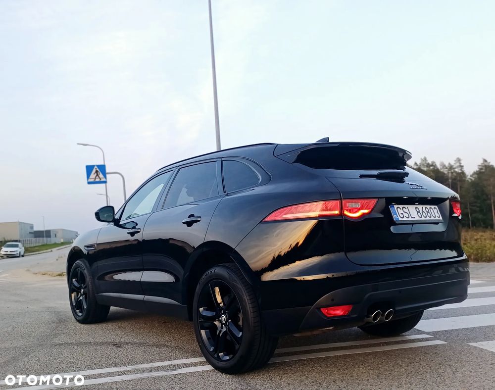 Jaguar F-Pace - 6